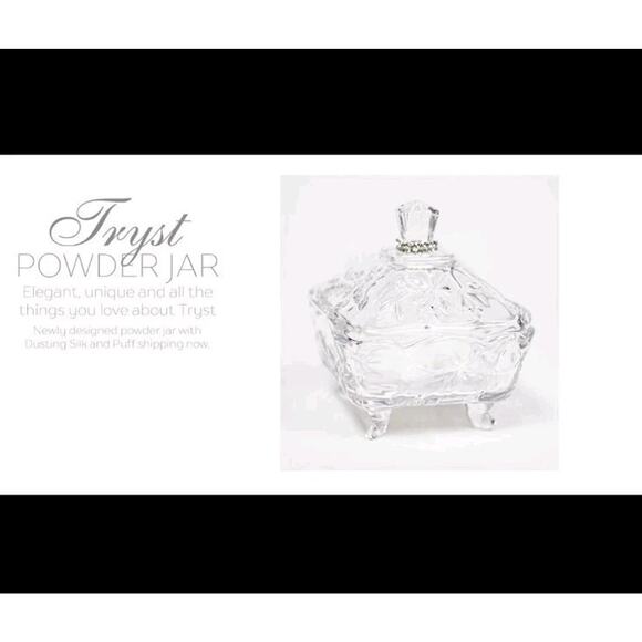 LADY PRIMROSE * TRYST * FOOTED POWDER JAR WITH * 1.5 OZ. SHIMMER DUSTING SILK - Picture 2 of 6